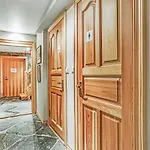 10 Bedroom Amazing In Casa de Férias *