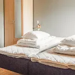 度假居 10 Bedroom Amazing In Ølen