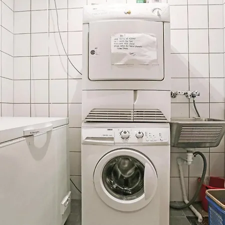 度假居 10 Bedroom Amazing In *